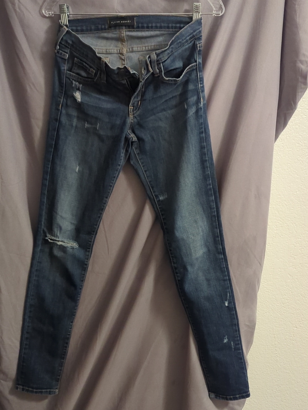 Flying Monkey Sz 26 Stretchy Dark Blue Distressed Skinny Jeans